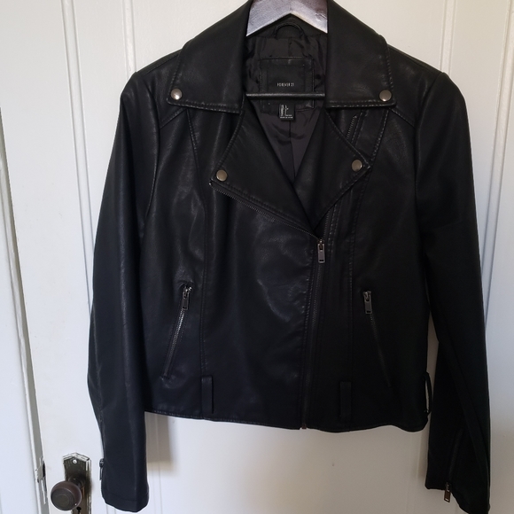 Forever 21 pleather jacket - Picture 1 of 4